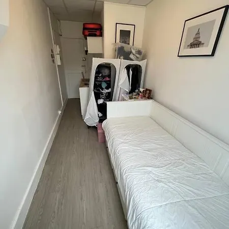 Cozy Nearby Champs Elysees 1 Apartment *